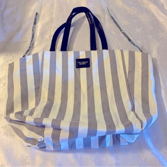 NWOT Victorias Secret Tote Bag Shopper Weekender Striped gorgeous - Picture 1 of 4